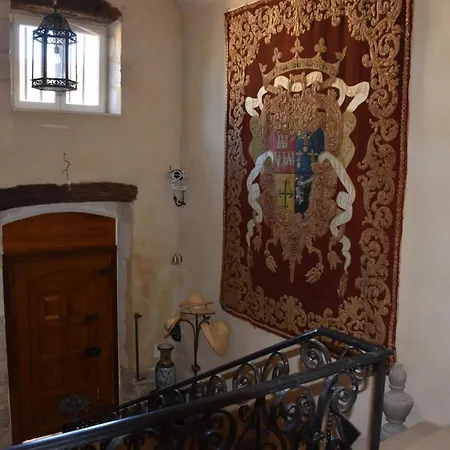 Prieure Du 17e Dans L'ardeche Meridionale 住宿加早餐酒店