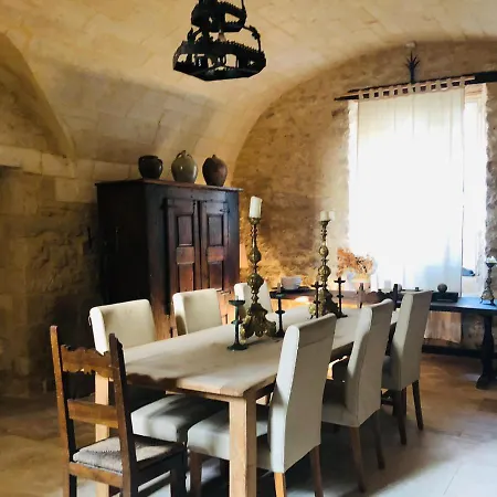Prieure Du 17e Dans L'ardeche Meridionale 住宿加早餐酒店 瓦纳斯